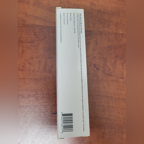 Youth foria 103 Dome Blush Brush NIB - Picture 3 of 4